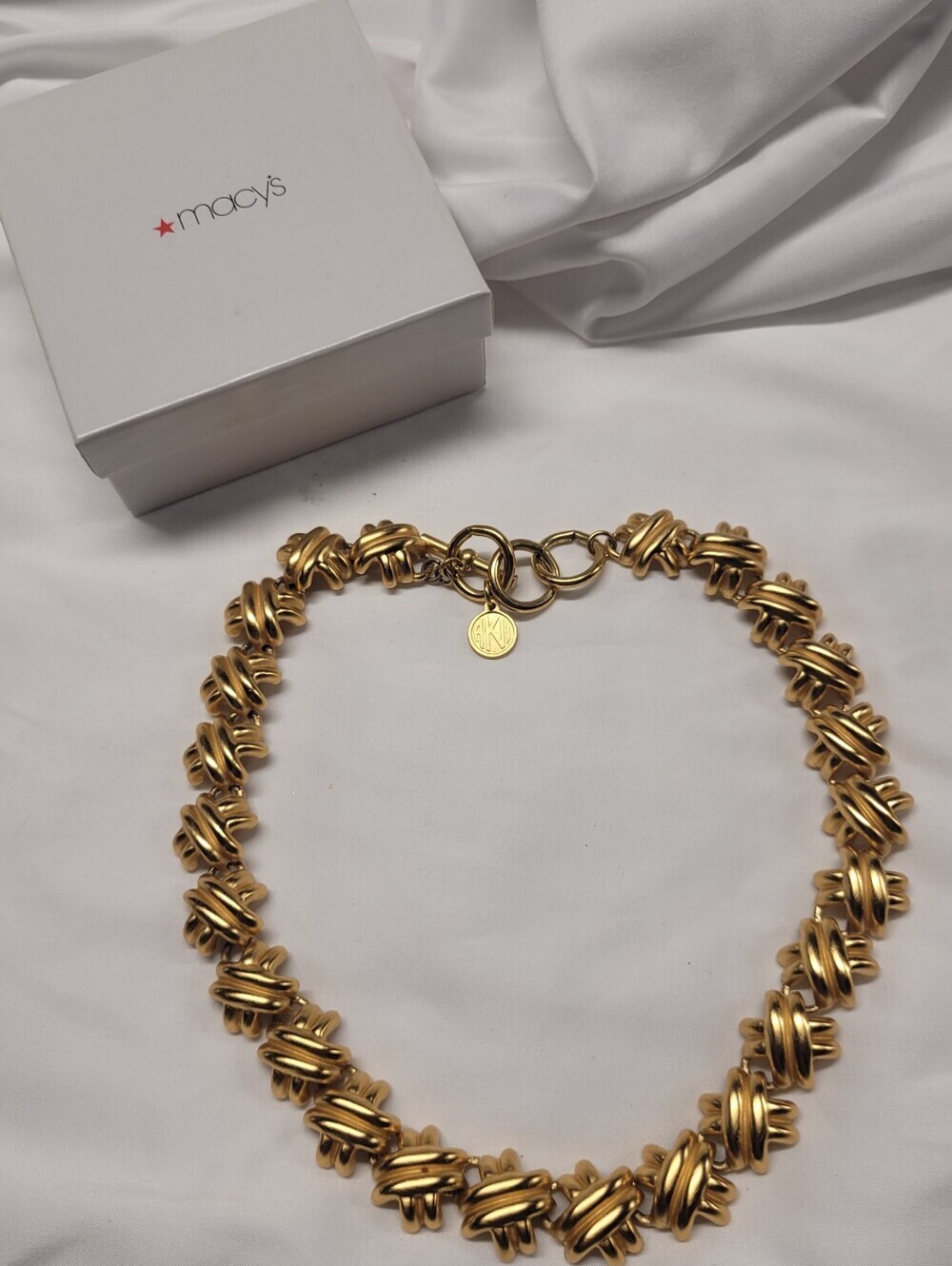 Anne Klein Gold Tone Criss Cross Link Necklace Sugnature Toggle Chunky Vintage
